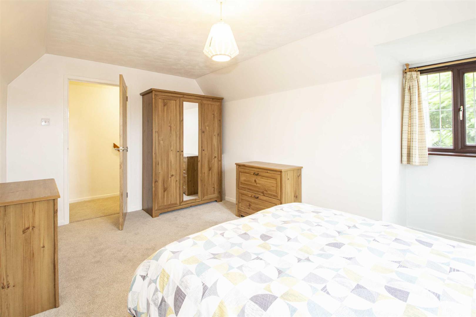 Caesars Close, Bancroft, Milton Keynes